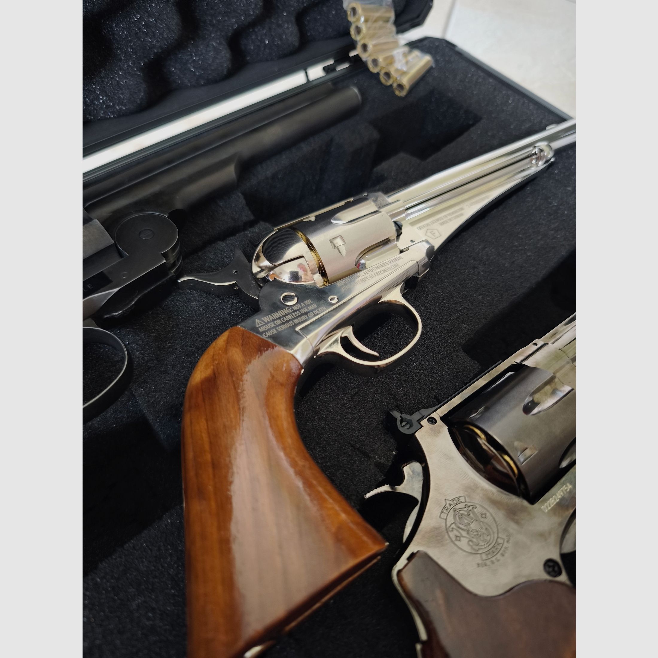 Revolver Set: Remington 1875, Schofield 1877 und M29/Metall+ Echtholz/ Neuwert über 800€
