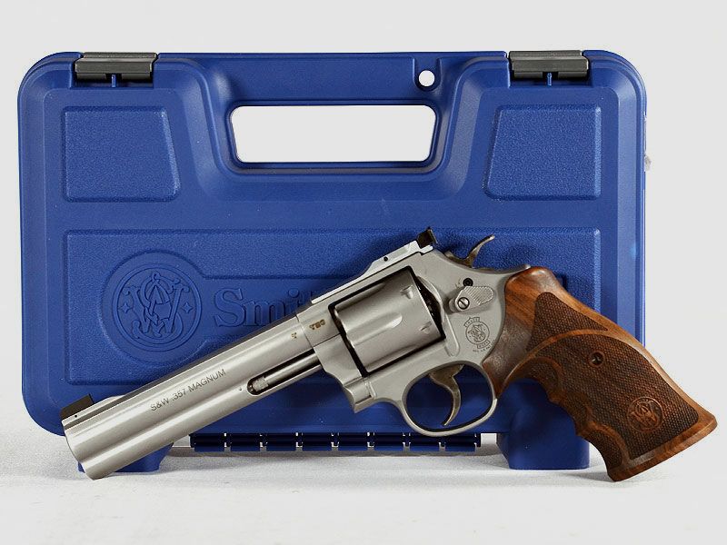 Smith & Wesson 686 Target Champion