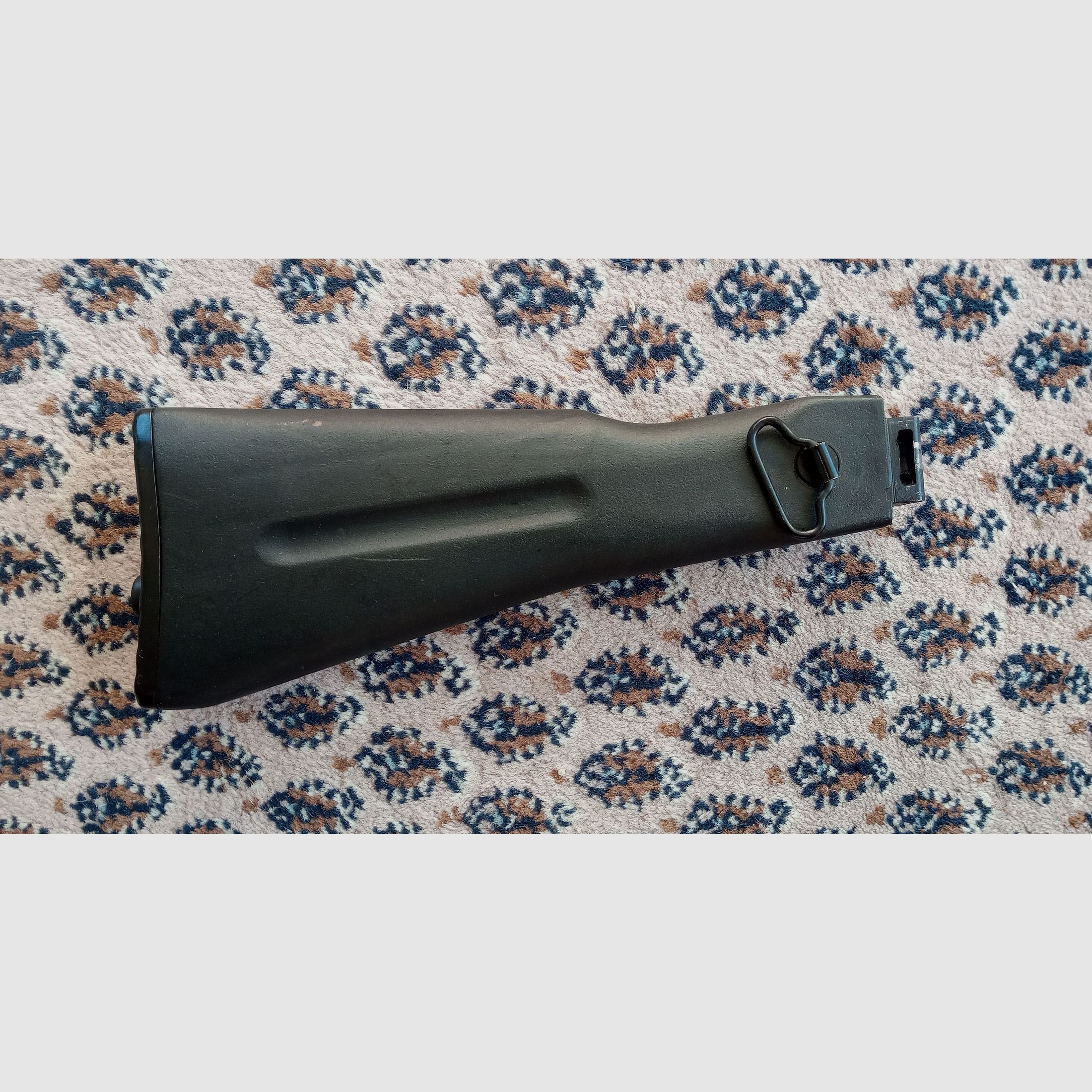 AK-100 de polímero ruso 5,5 mm con culata plegable / Fabricante Izhmash en Izhevsk / Culata plegable AK-74M Saiga