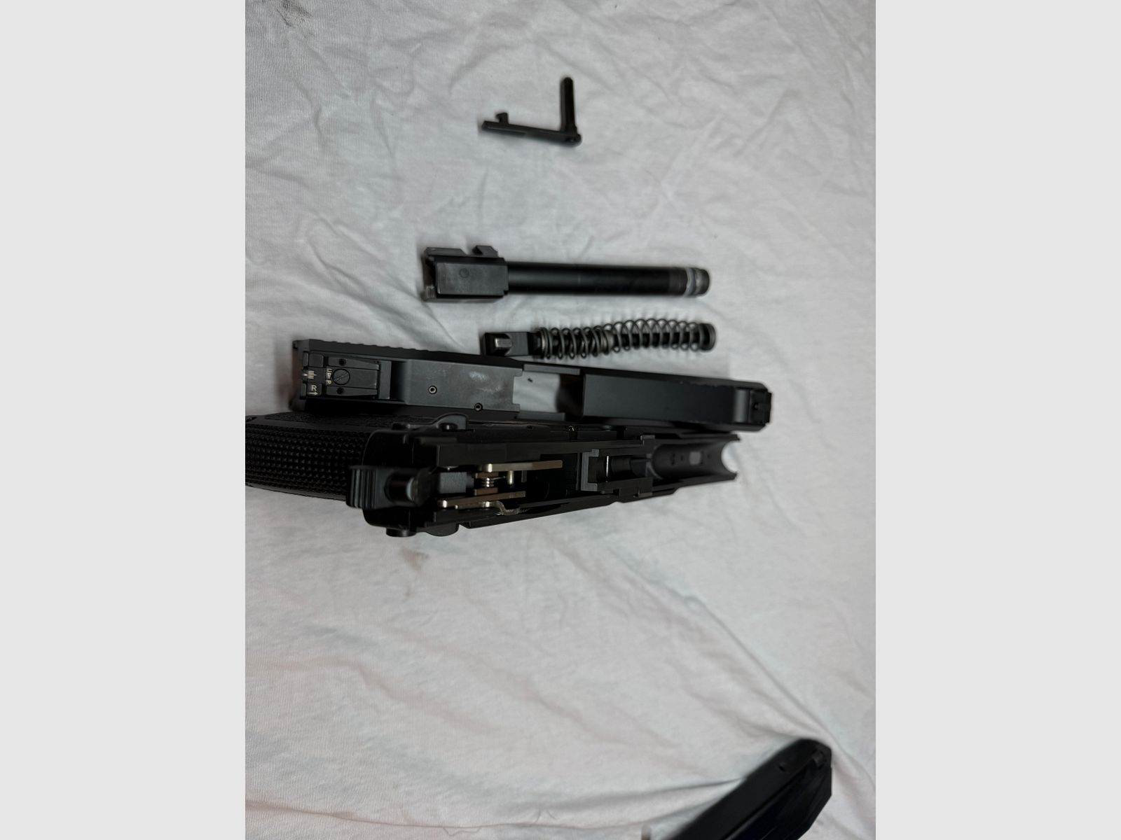 Heckler & Koch pistol Mark 23 with 2 sights, original and micro LPA