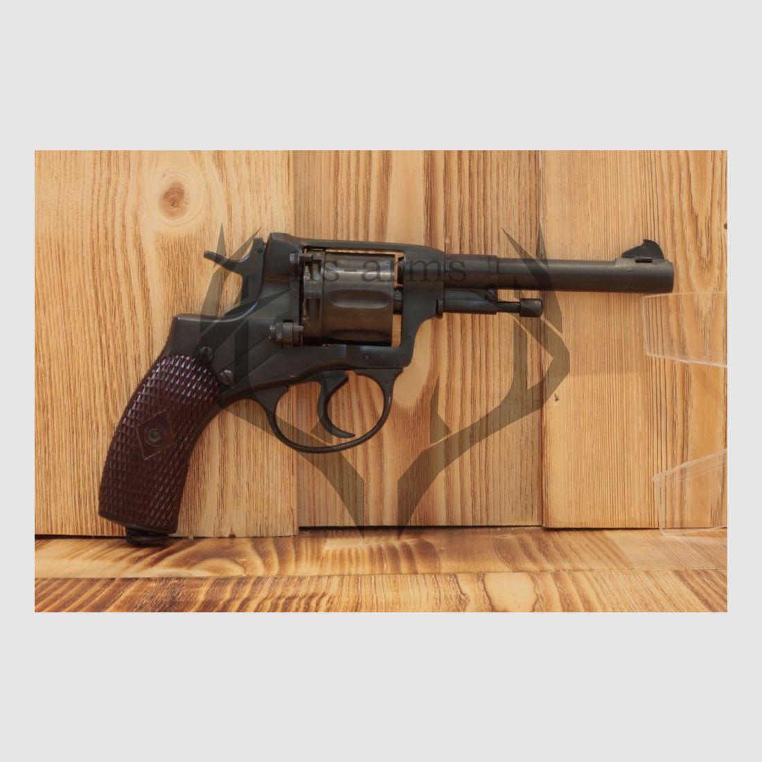 Nagant	 Nagant M1895 Revolver - 7,62 × 38 mm R