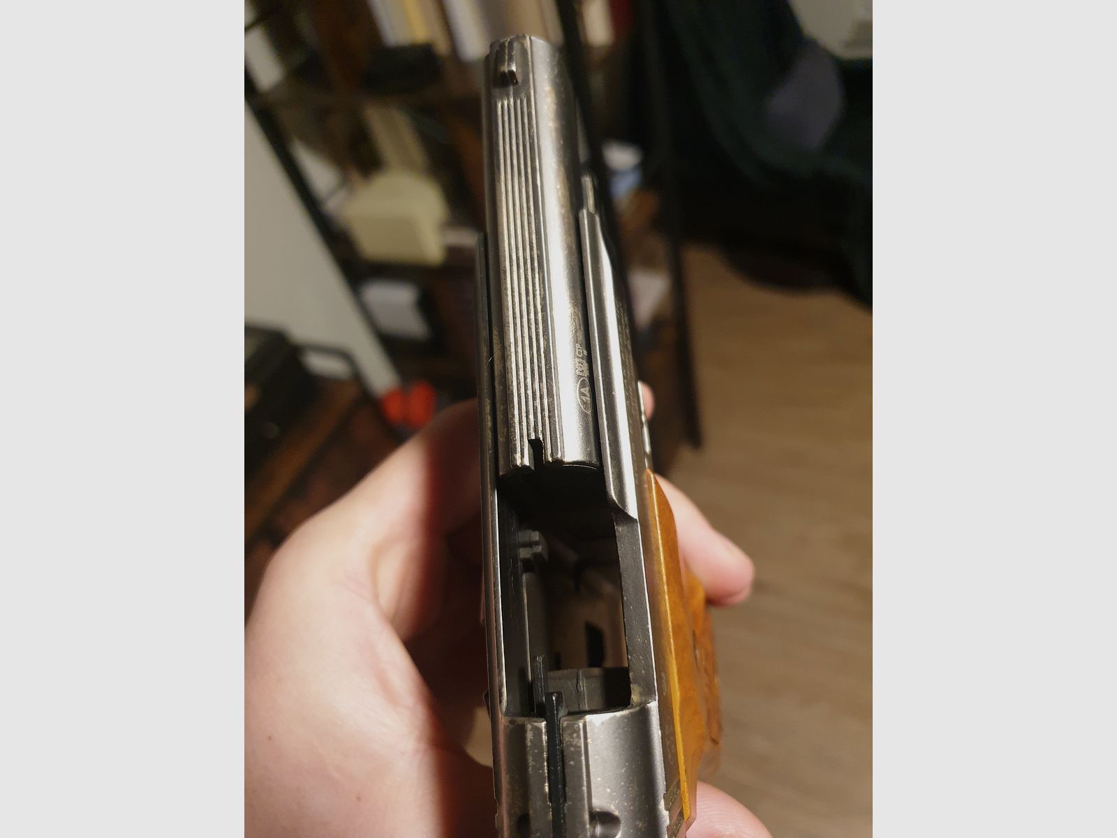 Zoraki 914 pistola de fogueo 9mm P.A.K. titan efecto madera