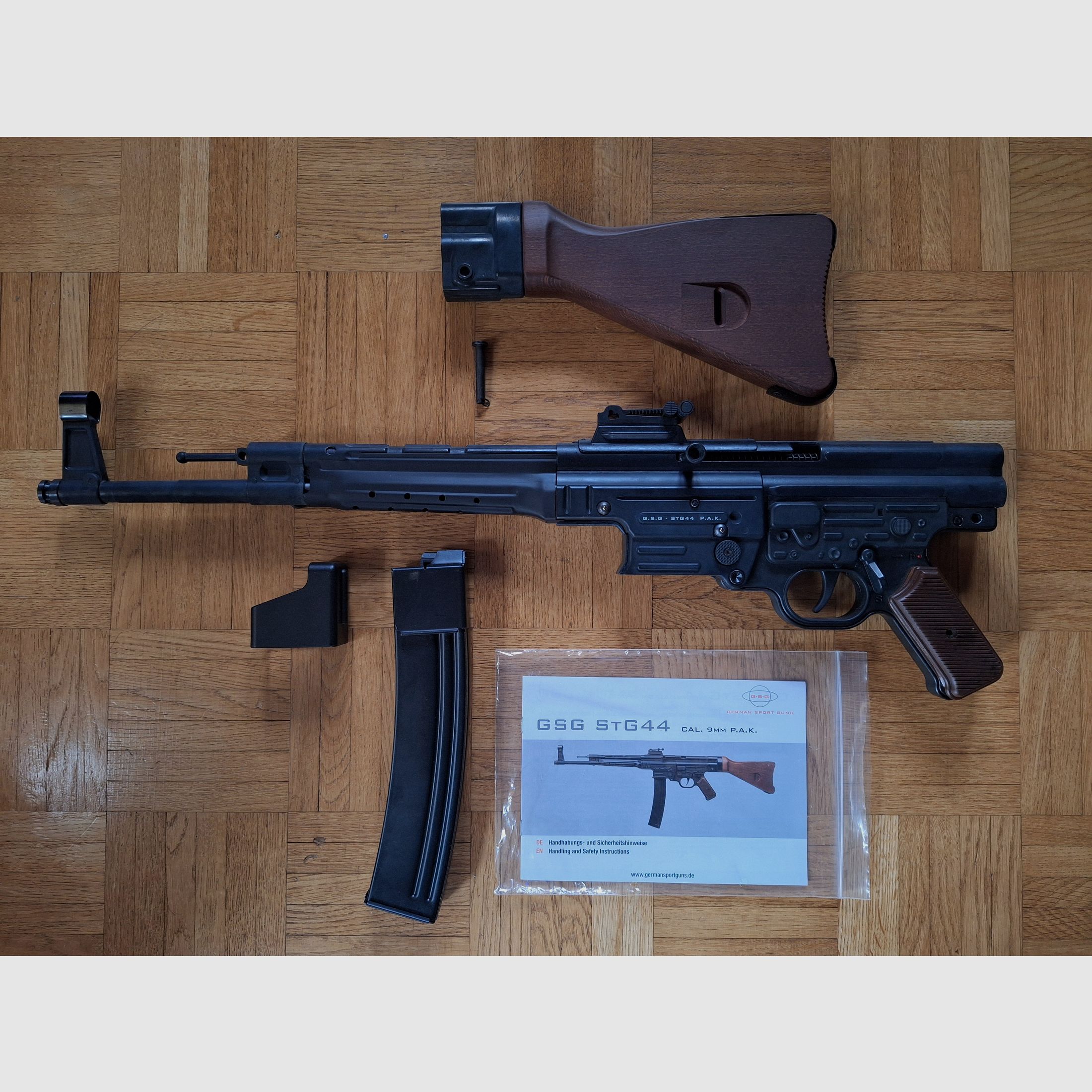 GSG StG44 Schreckschuss Sturmgewehr 9 mm P.A.K.