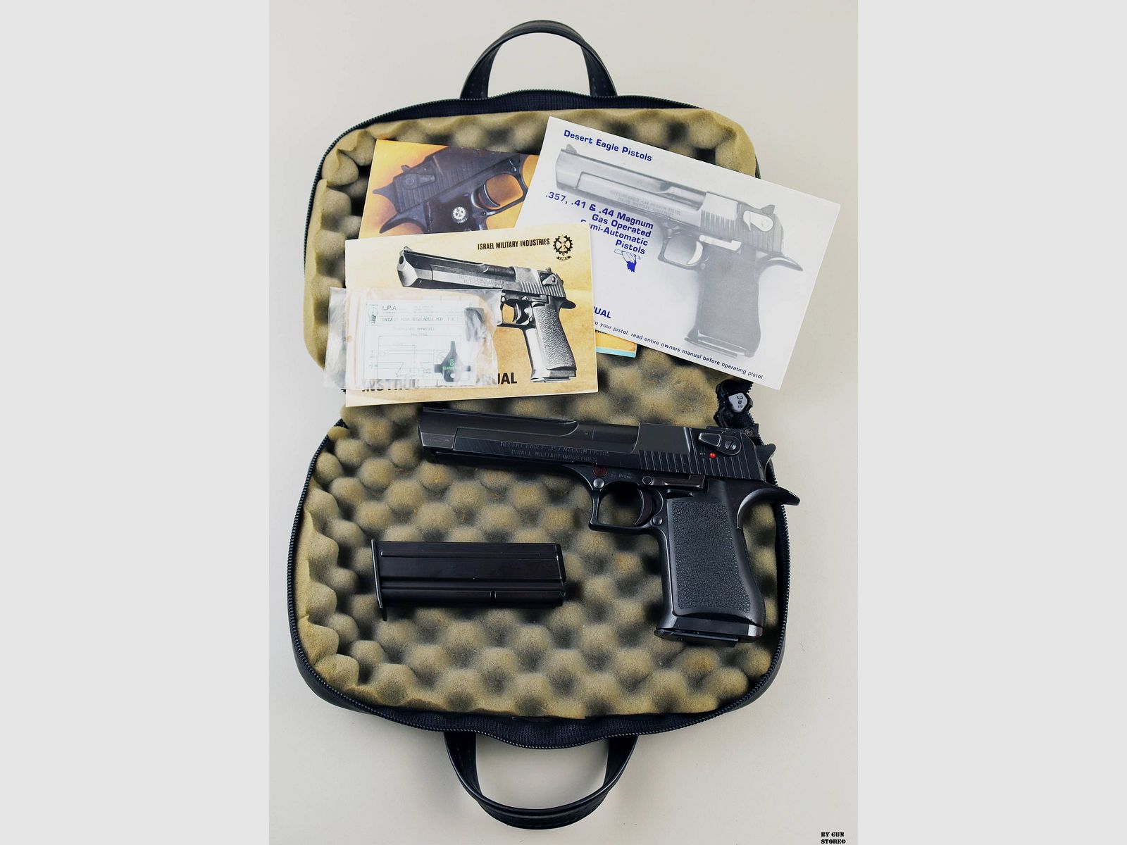 Pistola IMI Israel Military Industries mod. Desert Eagle cal. 357 mag. matr. I-1233, immagine 10 di 11