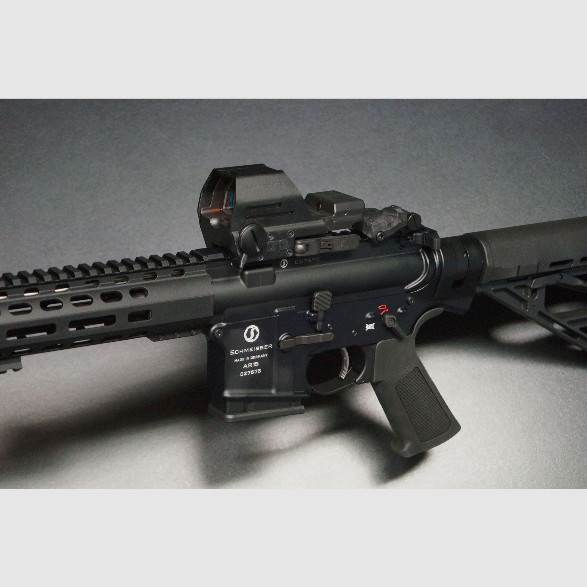 Schmeisser AR15 Dynamic Black Falke LE, afbeelding 4 van 5