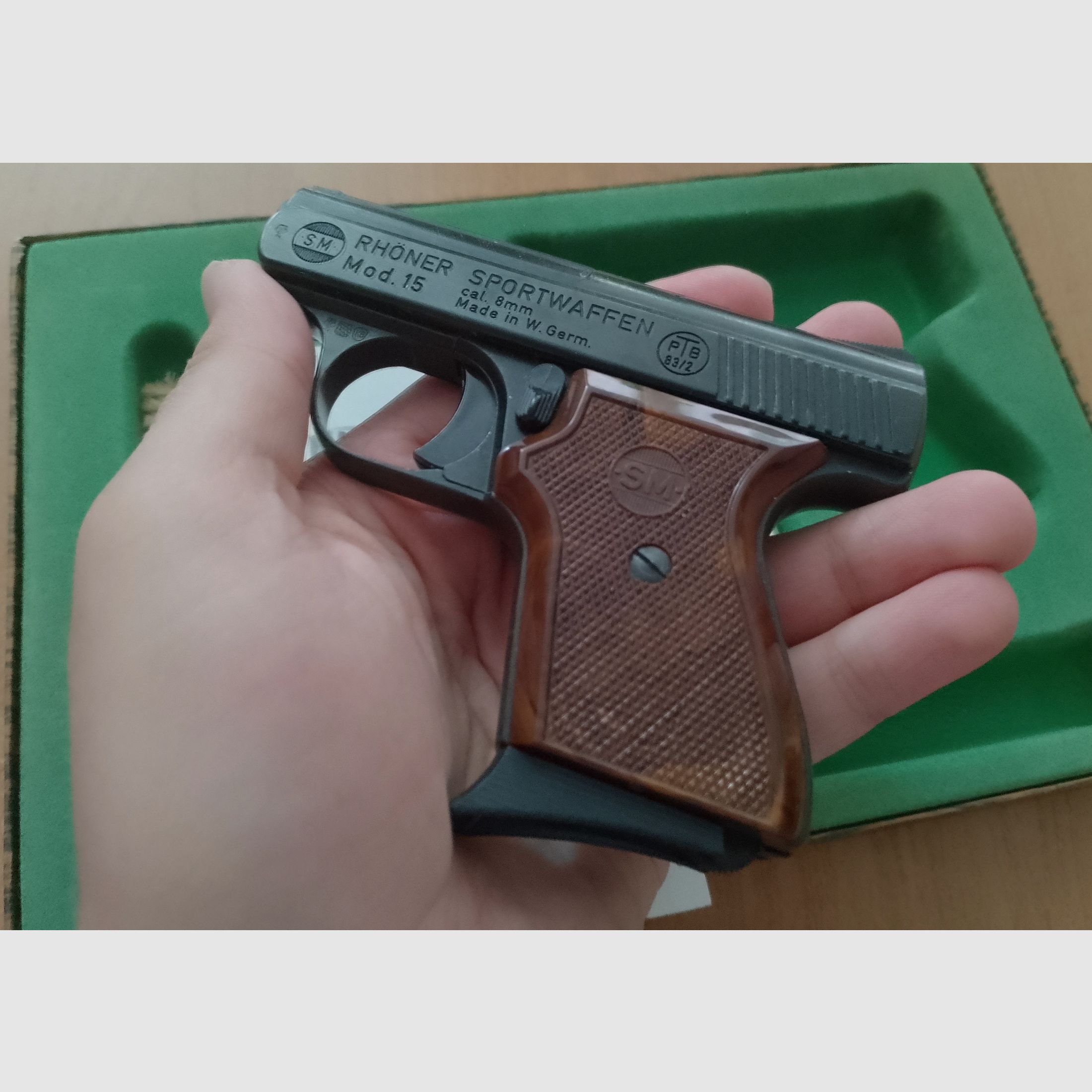 Alte Rhöner SM 15 Kal. 8 mm Knall im PTB 83/2 mit Verpackung!