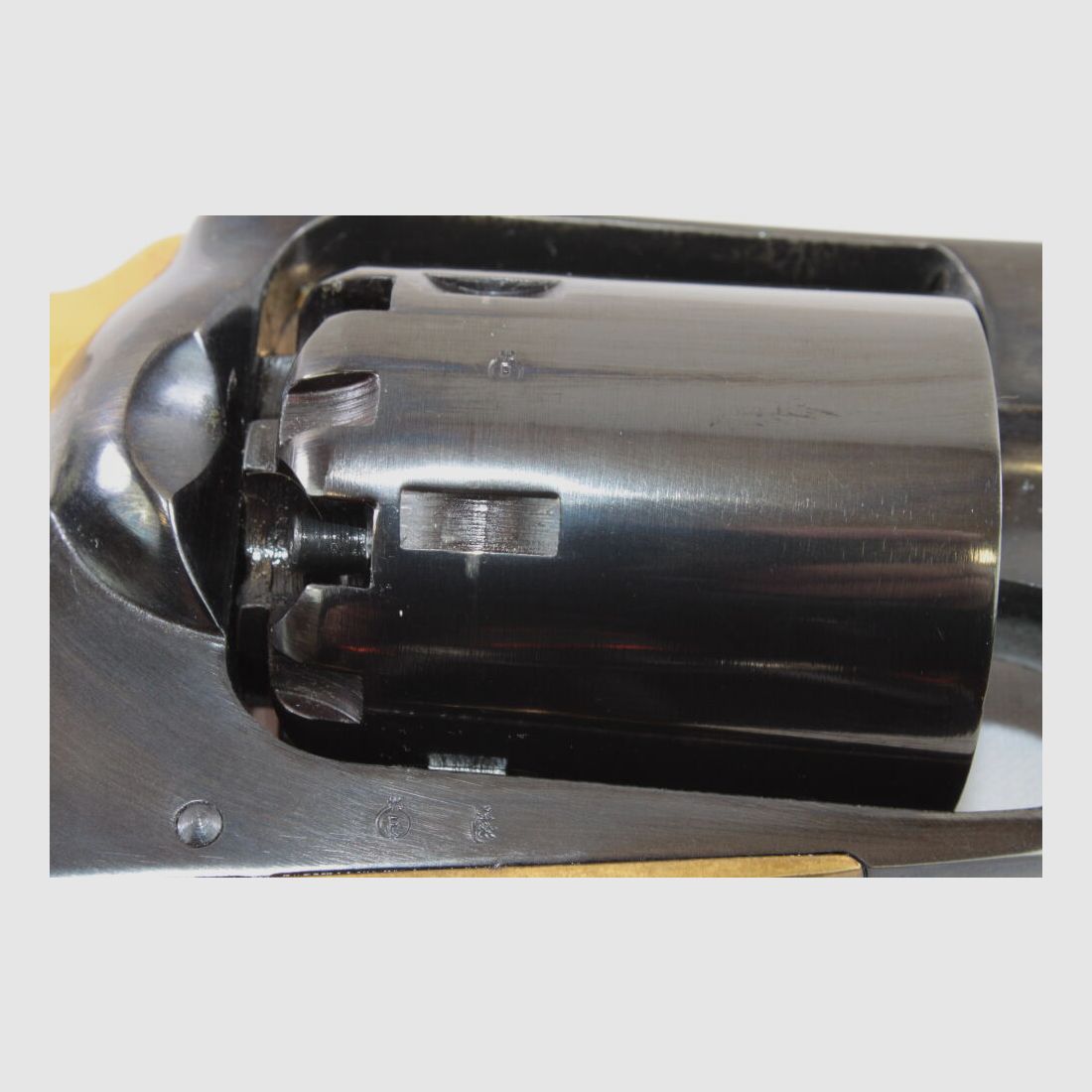 Uberti Perkussions-Revolver Santa Barbara Remington 1858 - .44(Blackpowder)