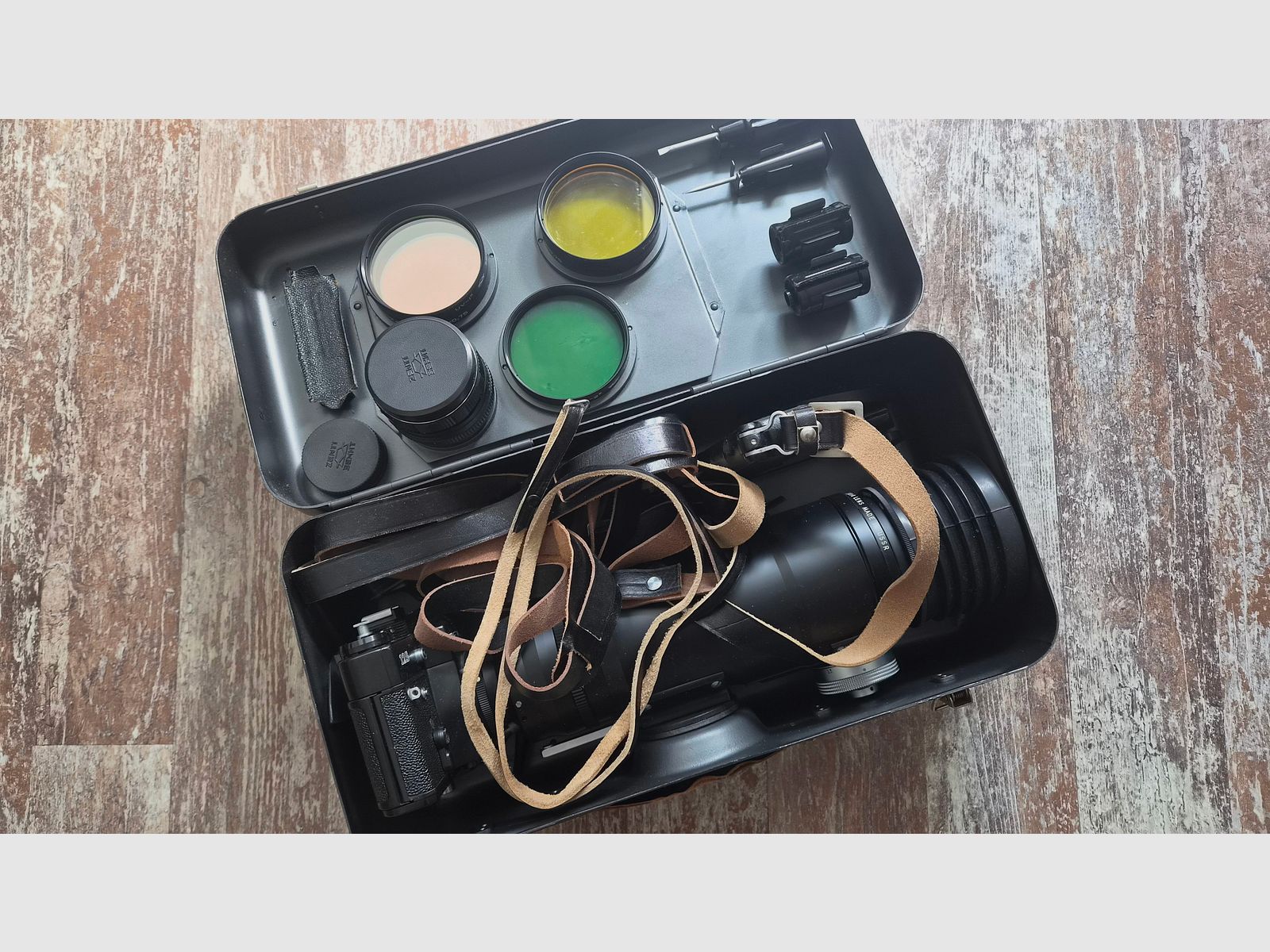 Sniper long-range scout reconnaissance camera cold war spy camera