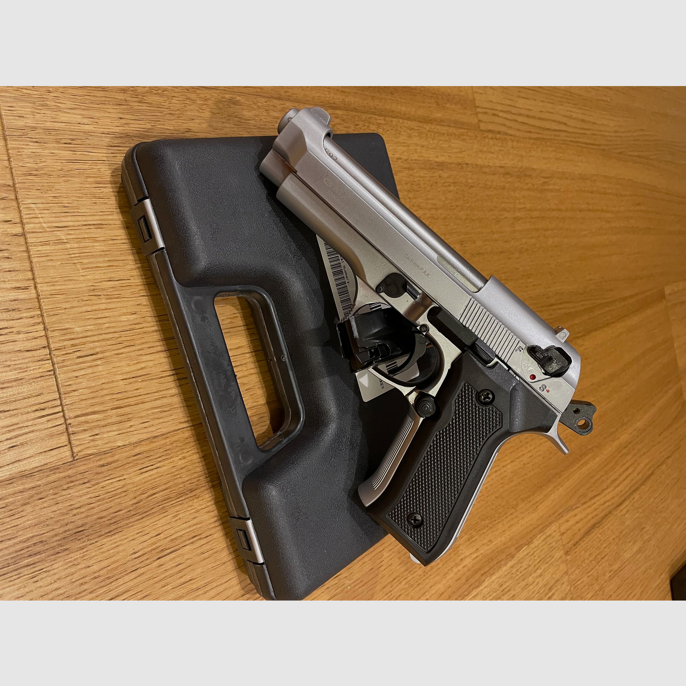 BLOW F92 Matt Chrome 9mm P.A.K. Schreckschusspistole Beretta 92F / M9 Nachbau