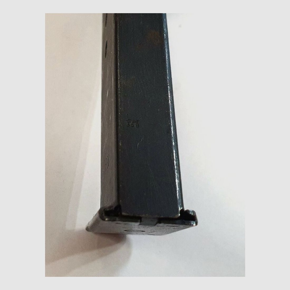 Fábrica de armas Carl Walther Walther P38 Cargador, Segunda Guerra Mundial, con sellos de Wehrmacht, usado