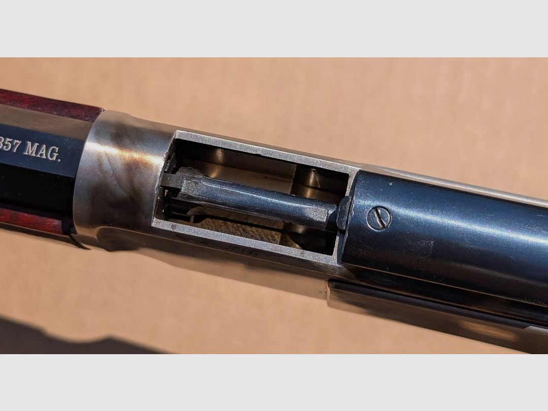 Uberti Unterhelrepetierer Model 1873 , Winchester  