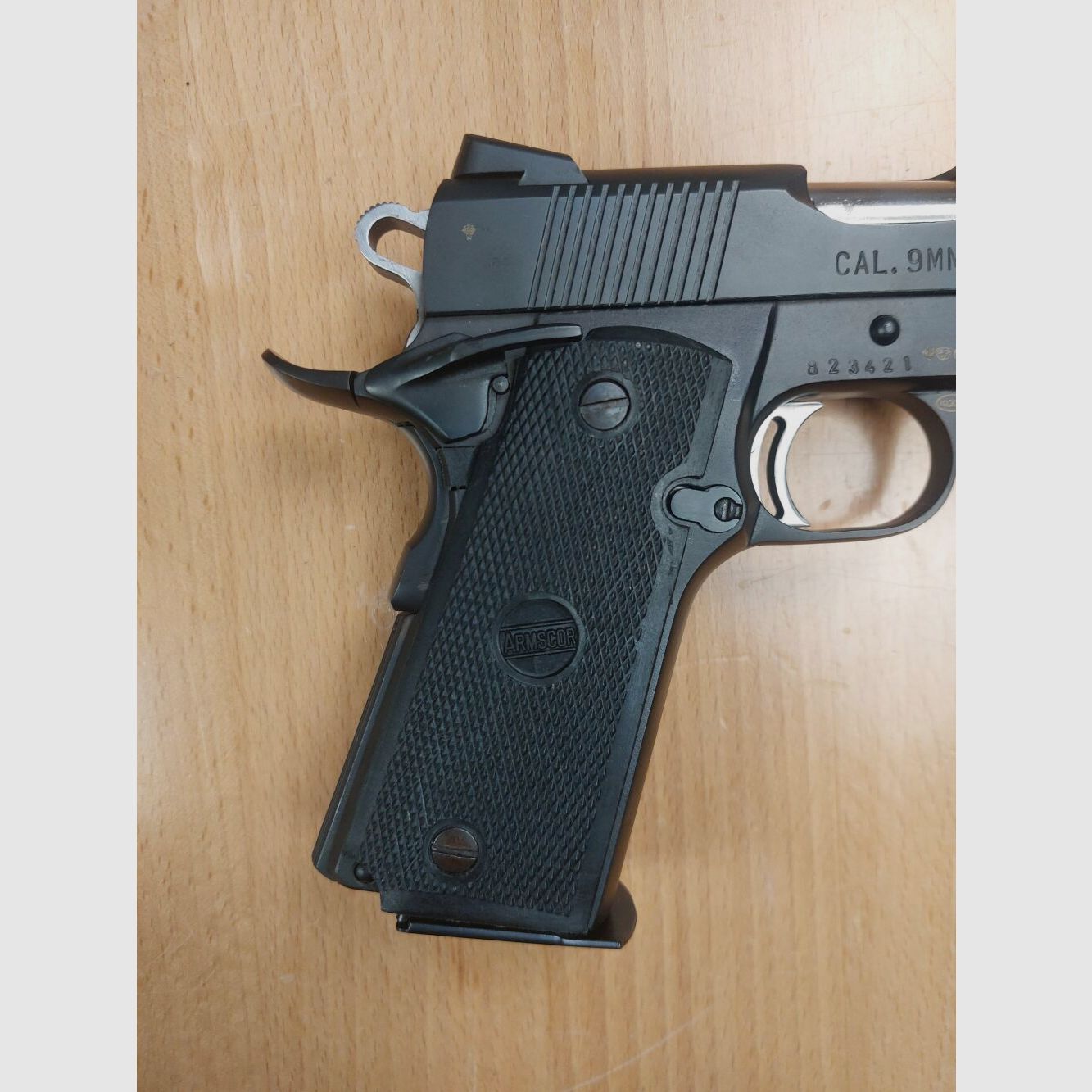 Armscor Rock Ultra 1911-A1 FS