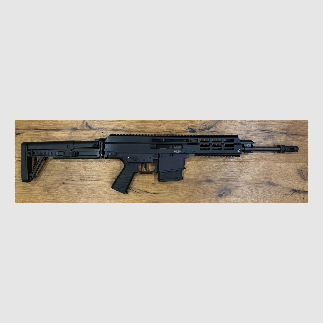 Brügger & Thomet APC308 PRO Carbine mit optionalem RBS QDM Schalldämpfer