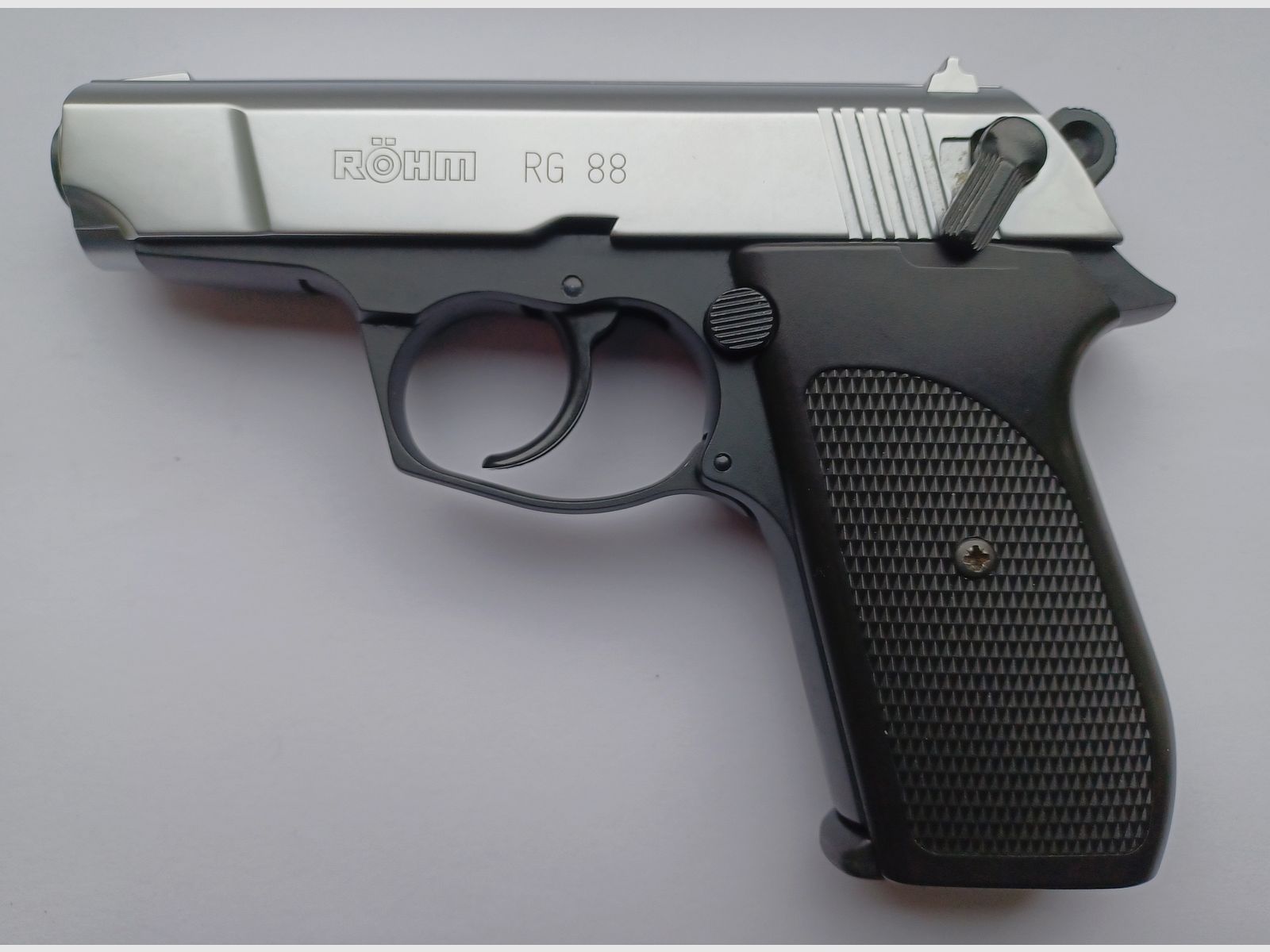 Röhm RG 88 Bicolour cal. 9mm PAK