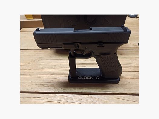 Glock 17