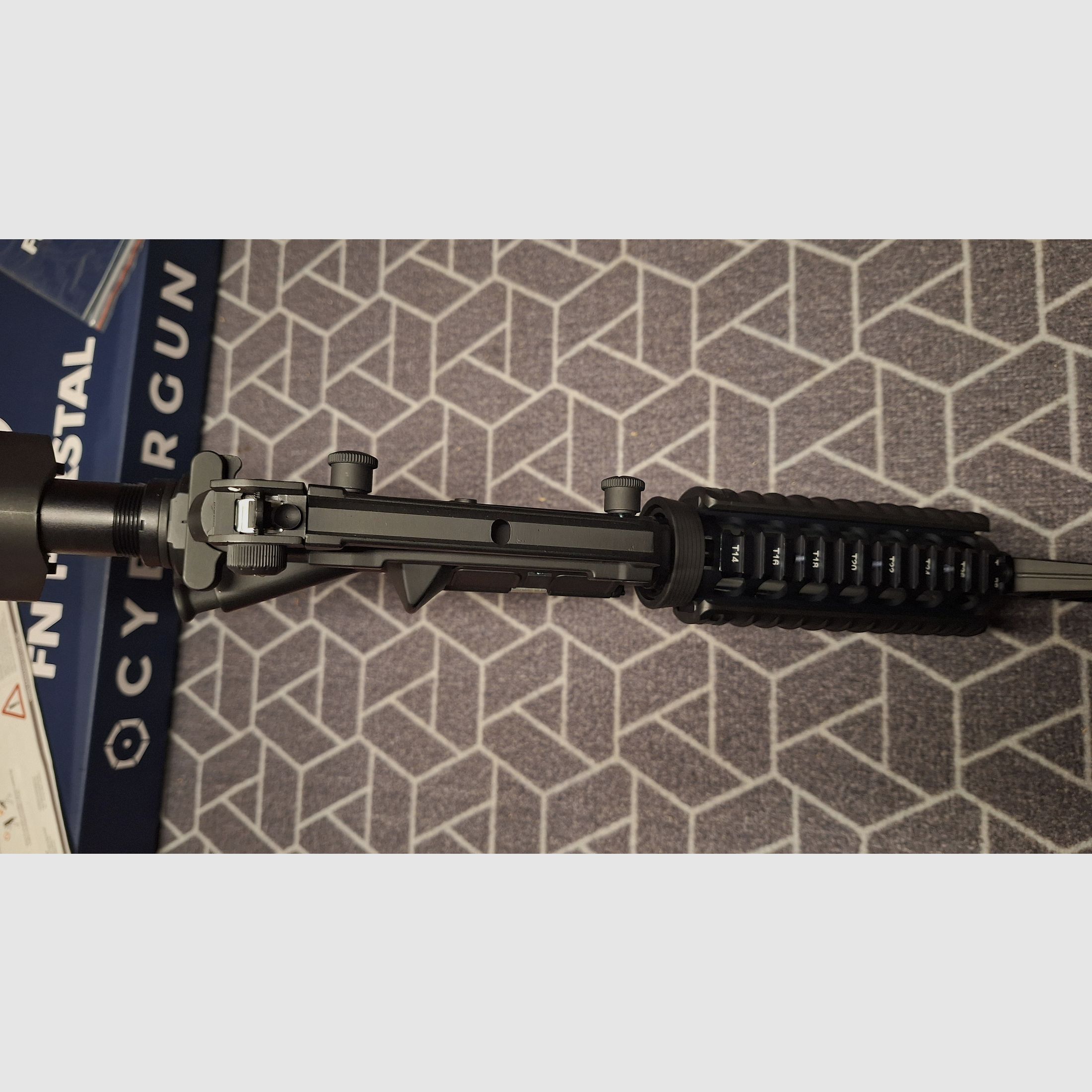 FN Herstal M4-03 Cybergun Carabina R.I.S. Calibro 4,5 BB-NUOVO!