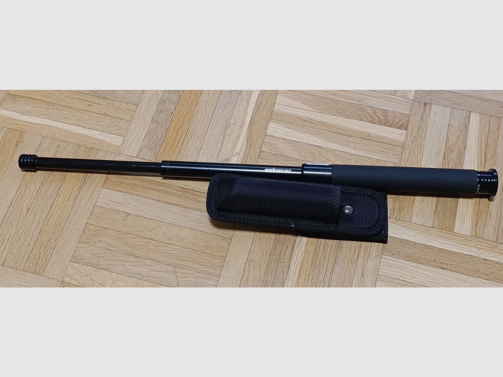 enforcer Teleskopschlagstock 21" mit Druckknopf schwarz inkl. 360° Holster