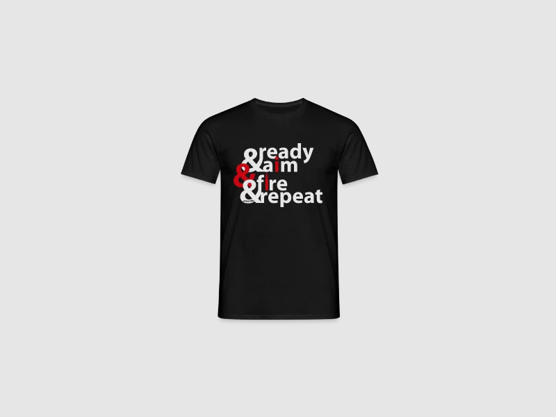 ready aim fire repeat - Männer T-Shirt Ziegelrot