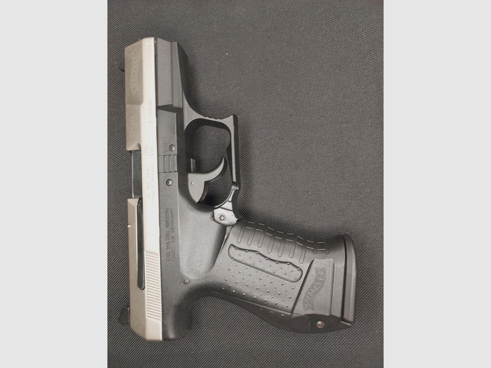 Pistola a salve Walther P99 9mm P.A.K. bicolore (762) con fondina Fidragon