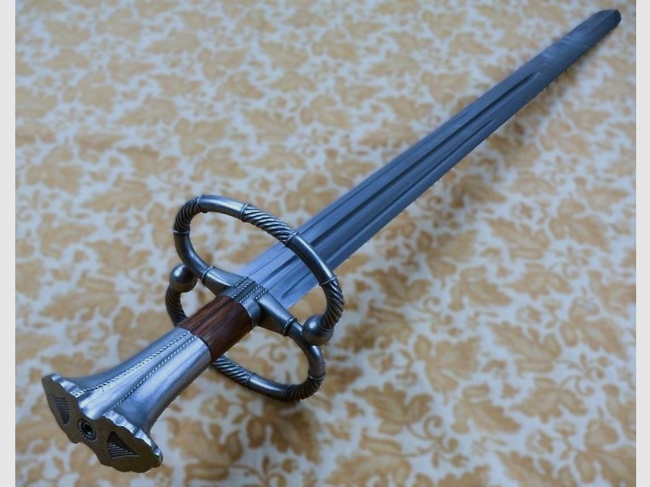 Like-new Katzbalger from Kingston Arms, sharp replica