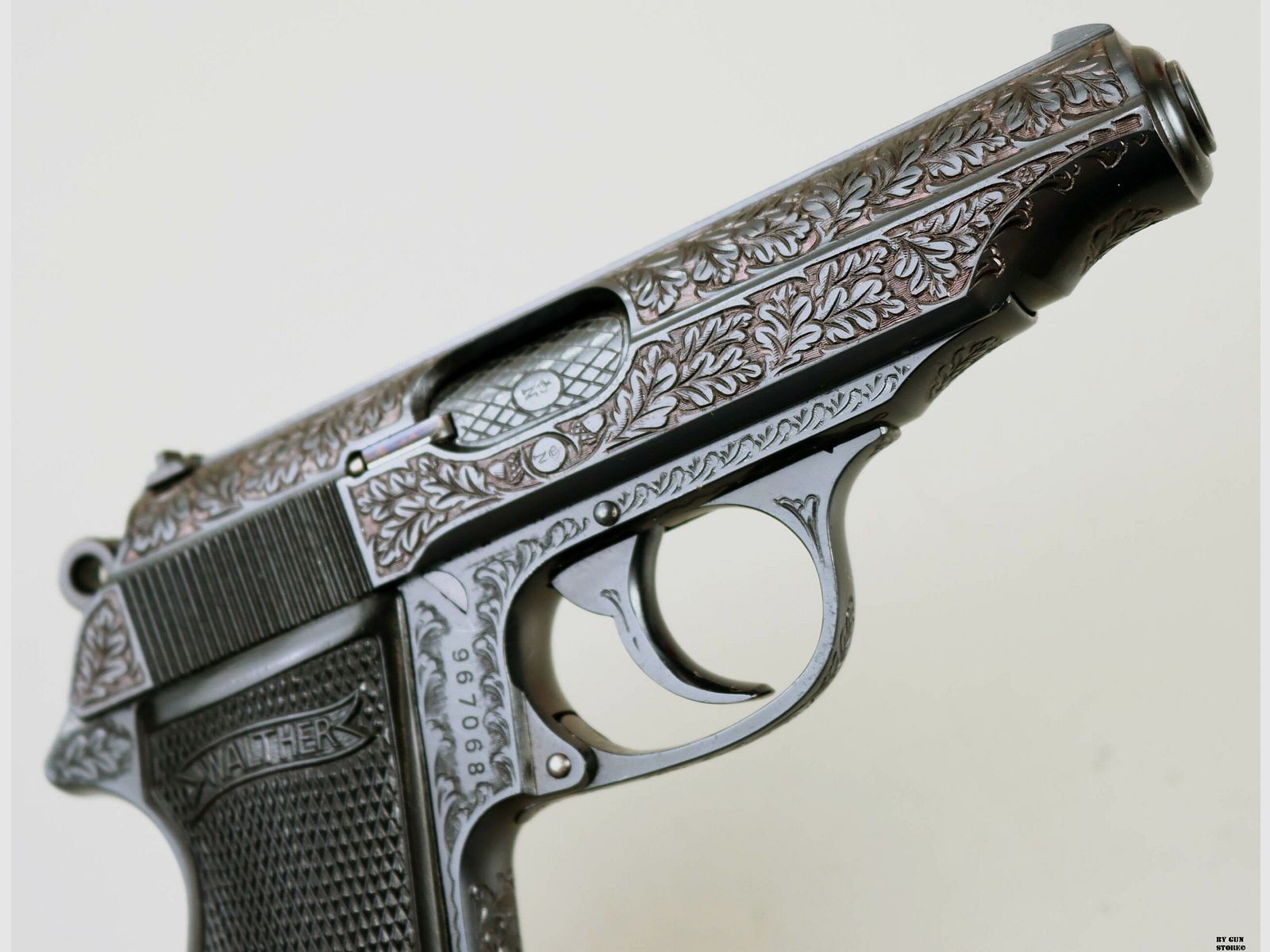 Pistola Walther Zella mod. PP “Engraved Luxus” cal. 7,65 matr. 967068, immagine 7 di 13