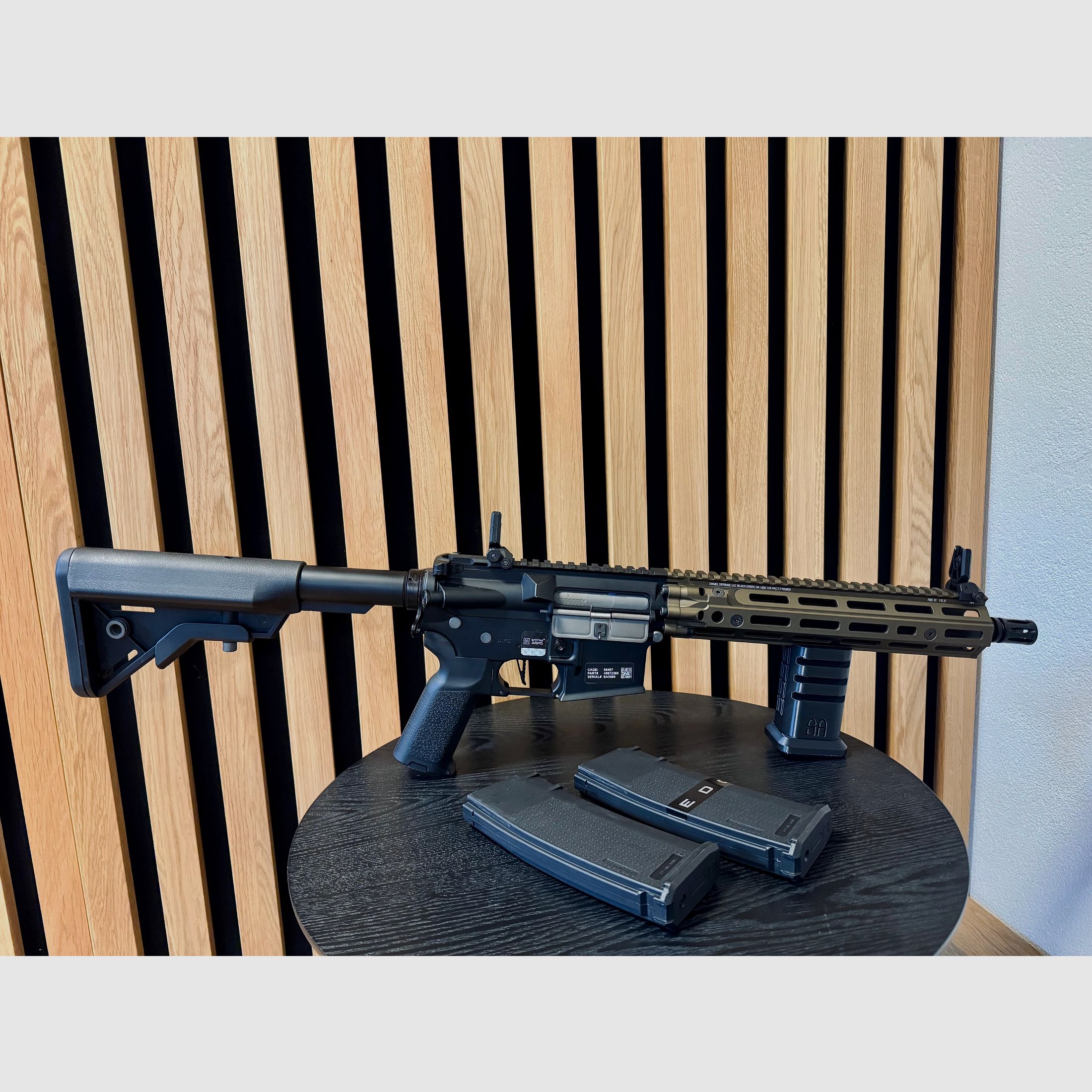 Specna Arms SA-E27-ETU - Daniel Defense