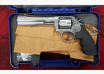 Smith & Wesson 686