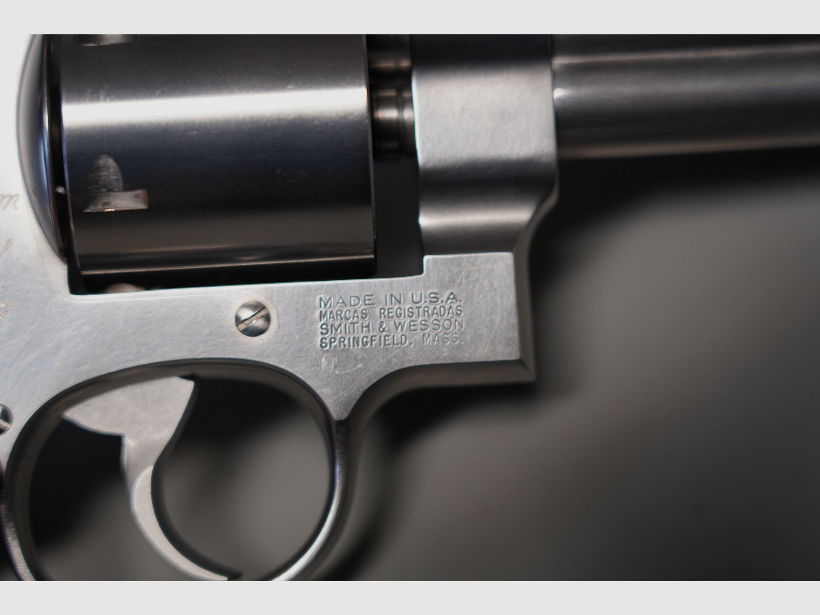 Smith & Wesson Model 627-0, kal. 357 Mag., w doskonałym stanie,