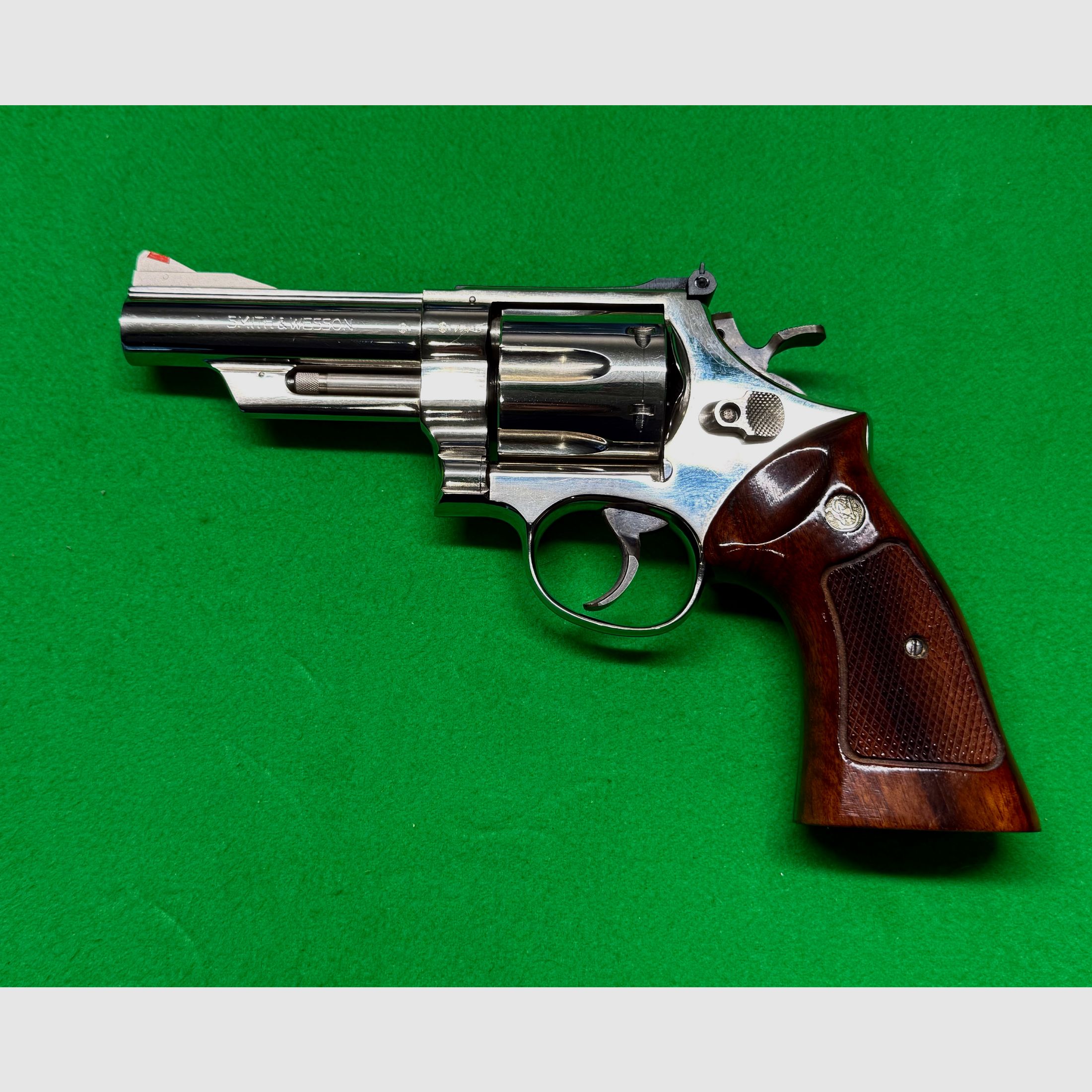 Smith & Wesson 29-2 - Kaliber .44 Mag