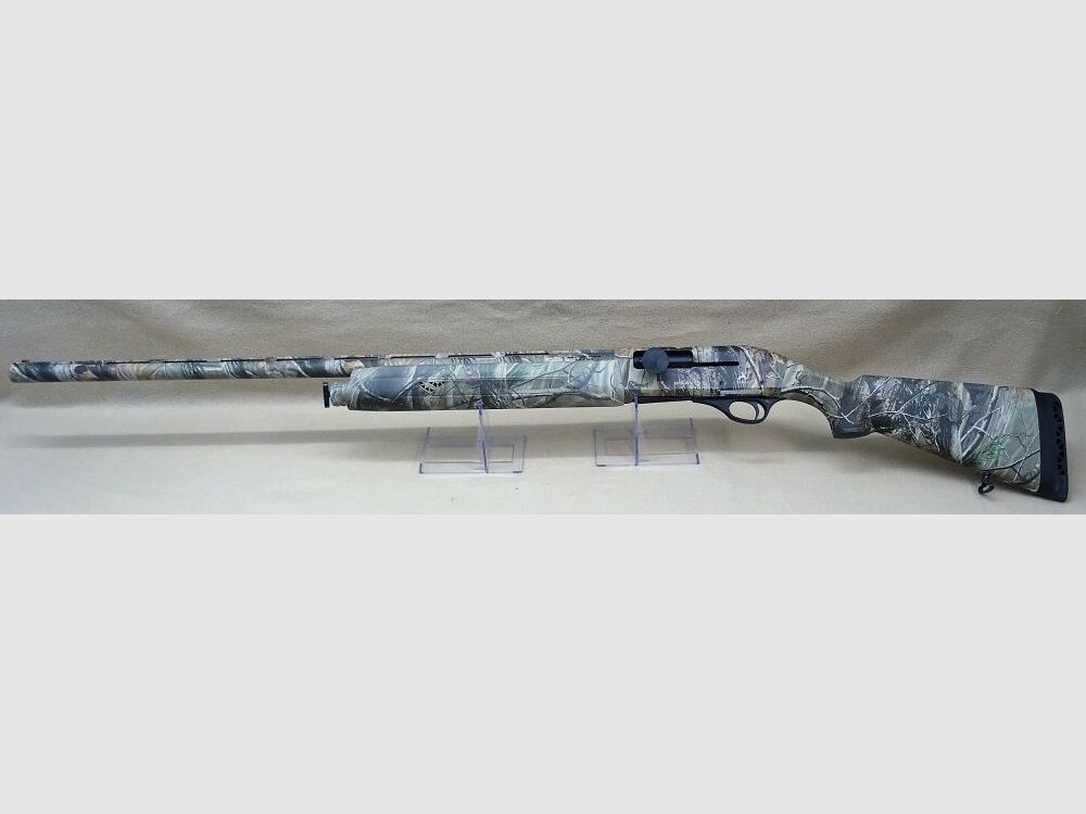 Akkar Silah Altay Camo, links