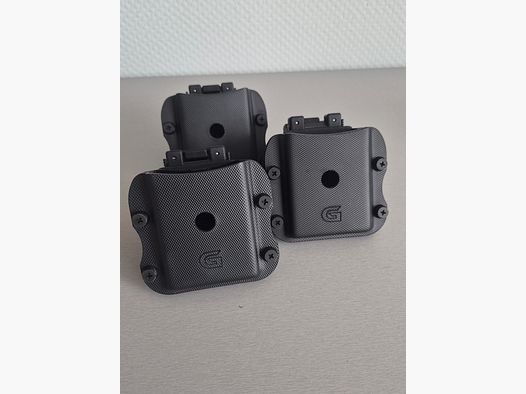 3 X Ghost magazine holders for AR15 magazines with CLIP-D