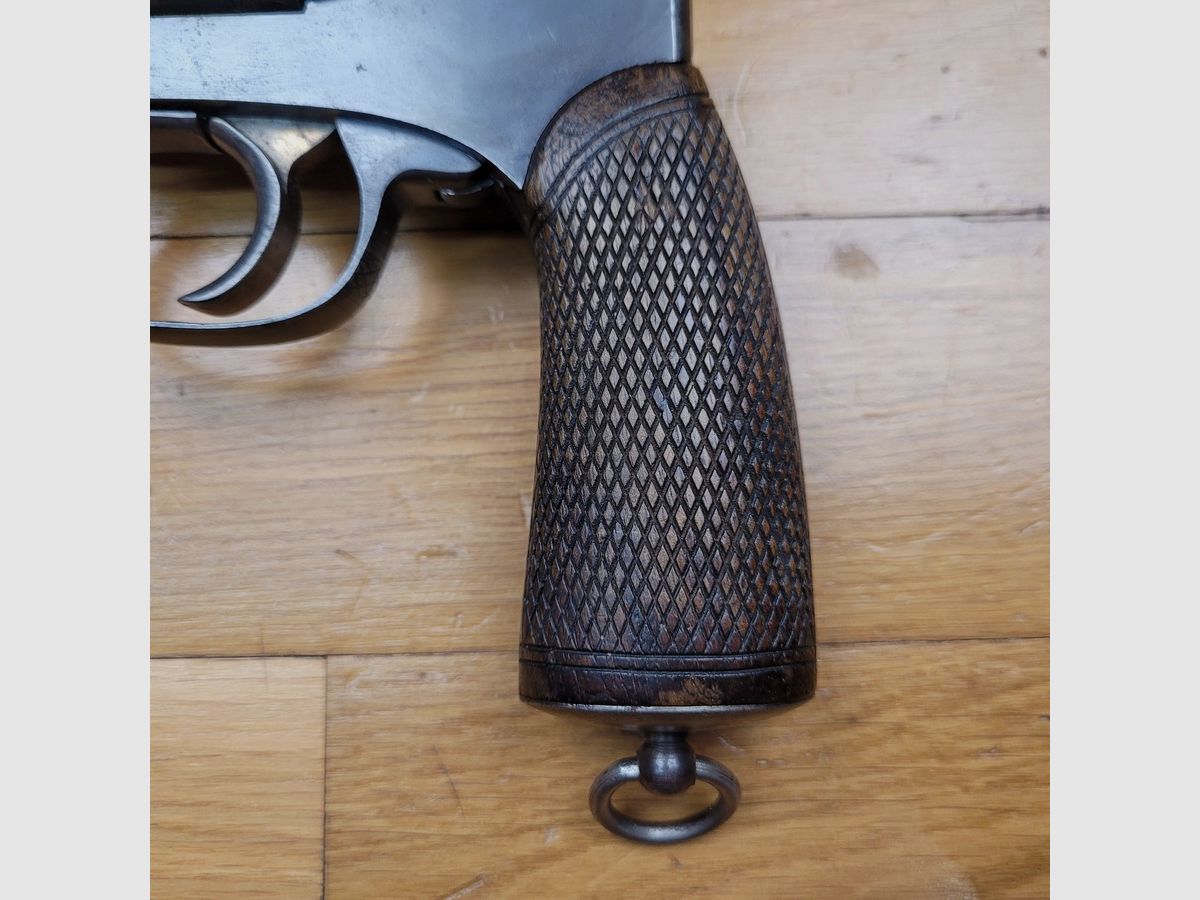 Mooie revolver Rast & Gasser Mod 1898 – kaliber 8 mm Gasser – Reglementair – 8-schots trommel – een van de laatste fabricages tijdens de Eerste Wereldoorlog – Chroom Mobylène staal – goede originele bluing – Uitstekende mechanica – Top indexering en speling – TBE+, afbeelding 3 van 19