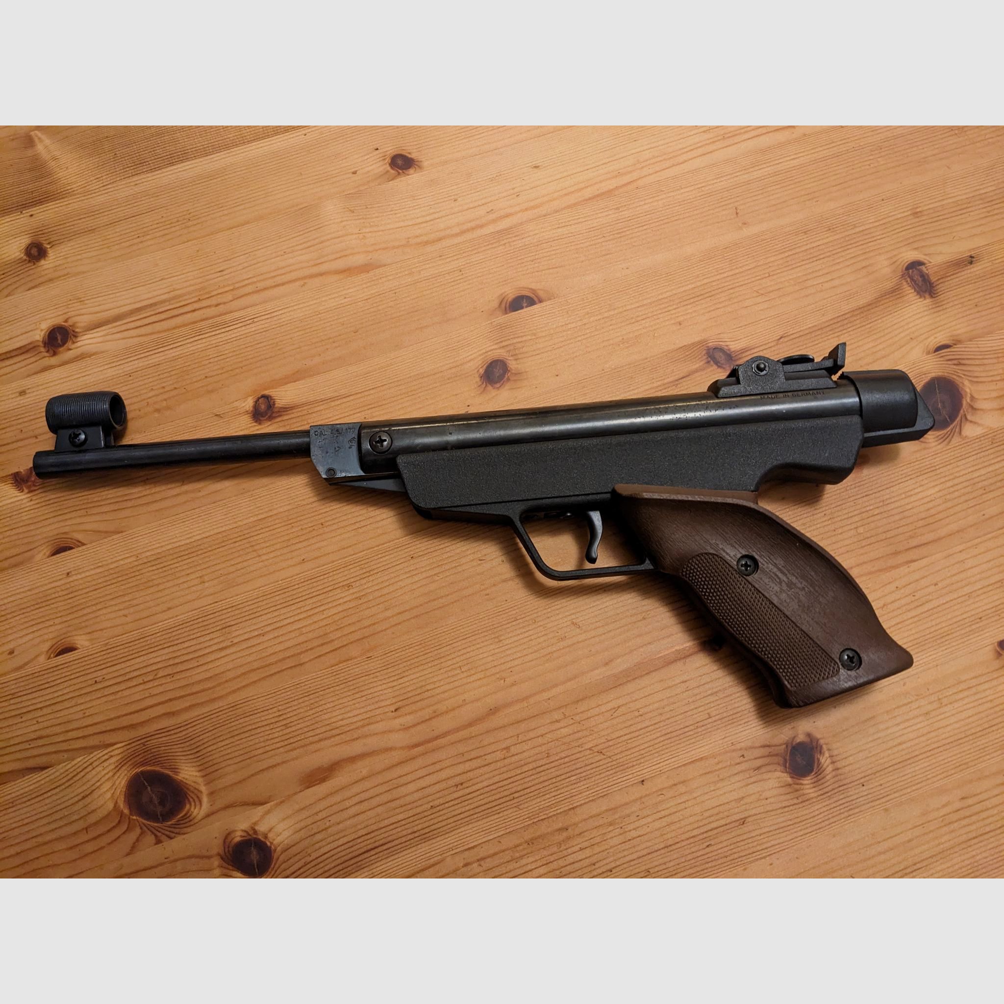 Diana luchtpistool model 5 G pistool kal. 4,5mm diabolo knikker