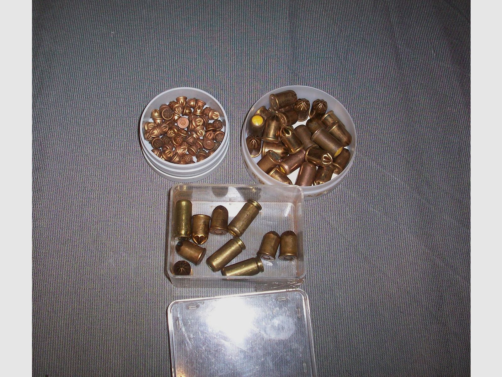 Pistols blank - irritant gas ammunition Cal. 6/9 mm & accessories!