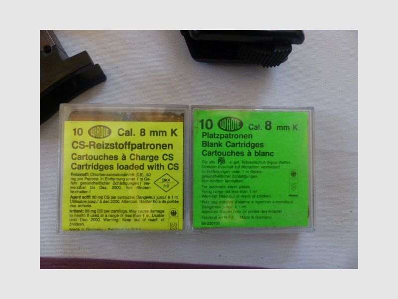 RECK Protector G5 Automatic 8mm k with 20 Wadie cartridges 10 blanks 10 CS Top condition
