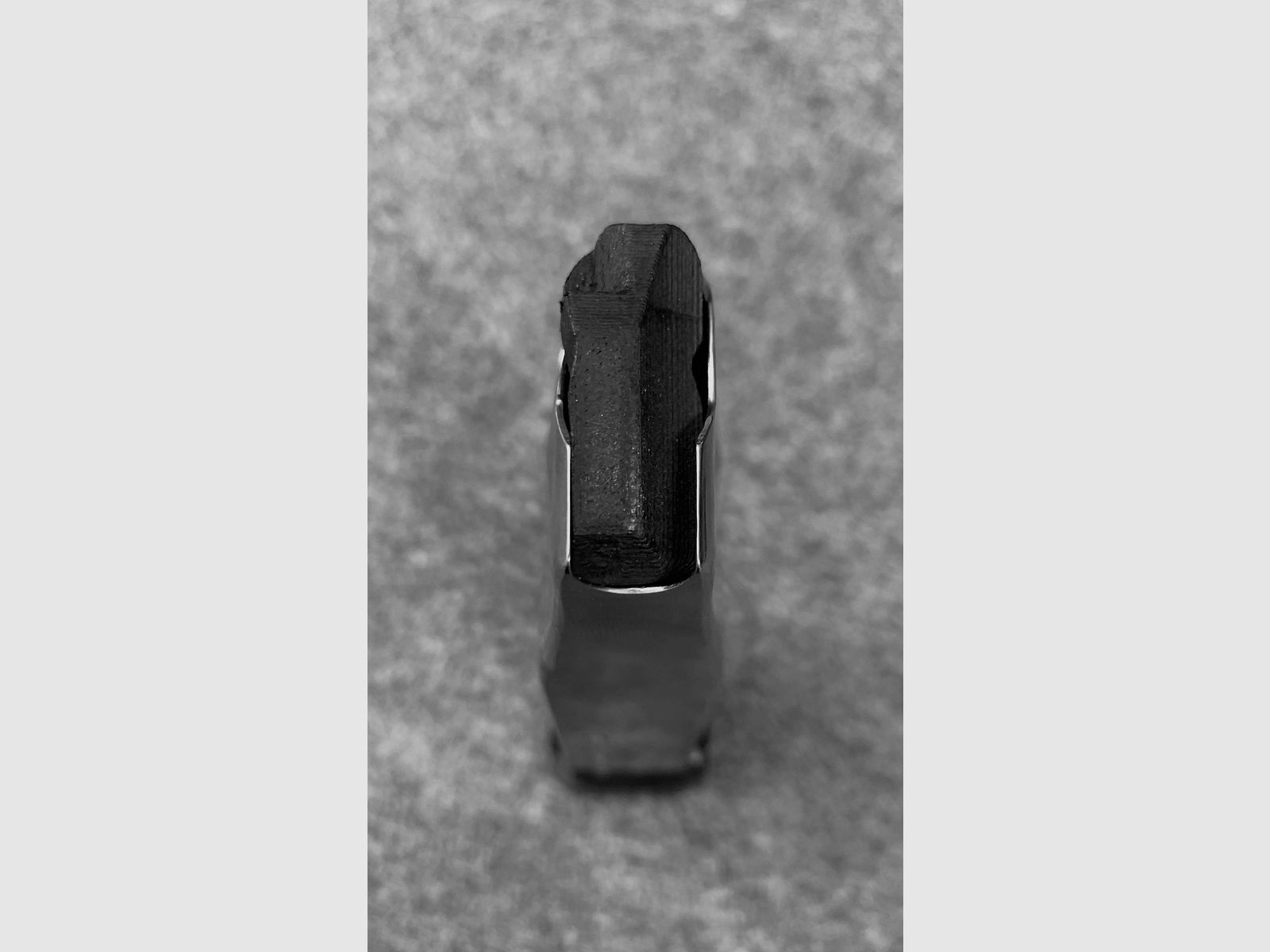 Verkaufe MBX Magazine .45 ACP 13rd 140mm