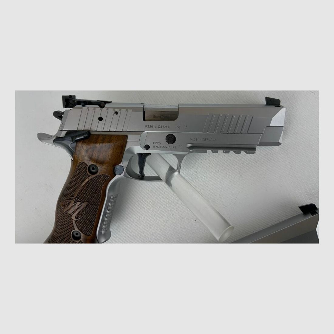 SIG Sauer P 226 X-Six / X-Five Mastershop inkl. 2x Laufgewicht, inkl. 5x Magazin, Bild 2 von 4