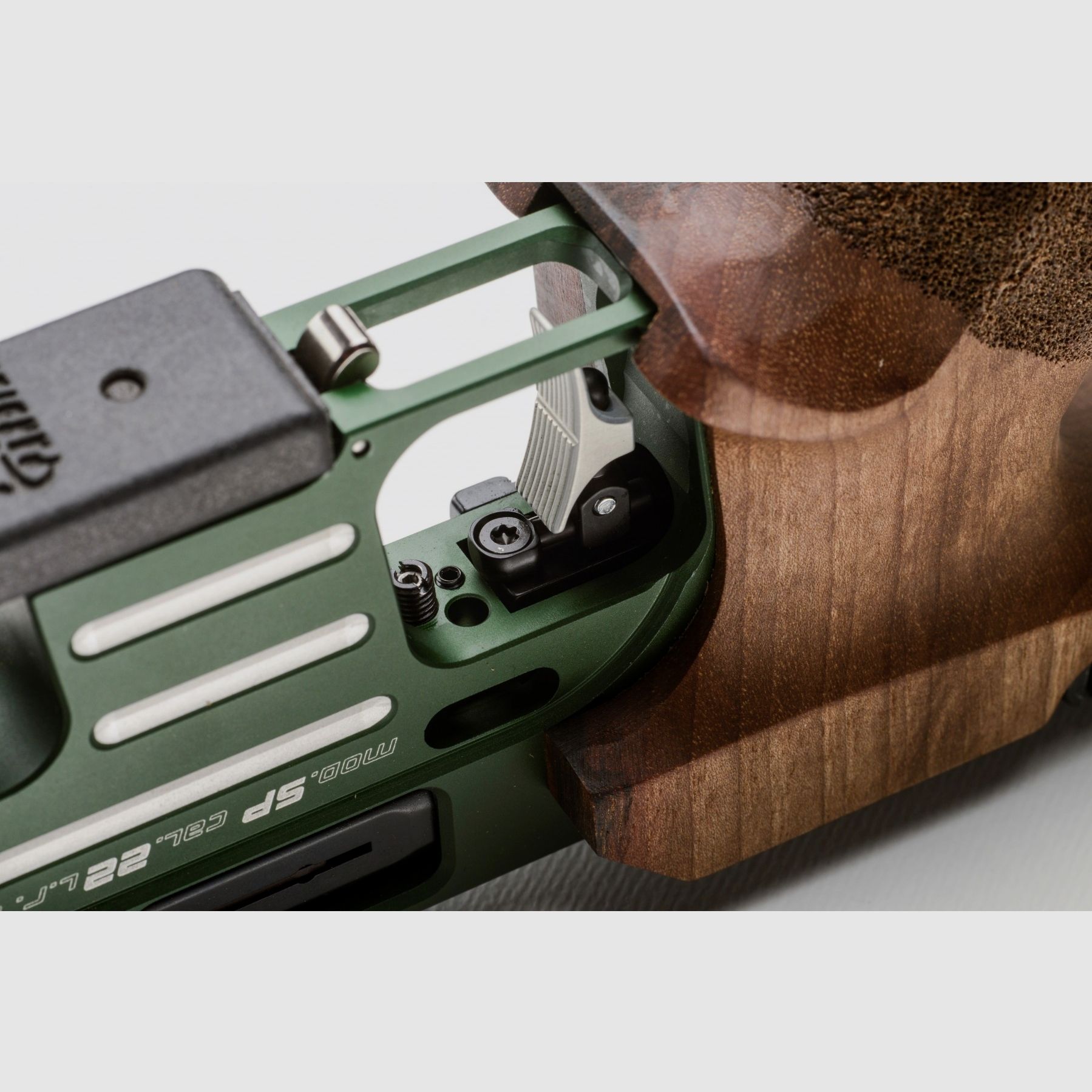 Pistole PARDINI SP HIGHT TECH schwarz für Rechtshänder Größe M Kaliber 22LR, Bild 2 von 4