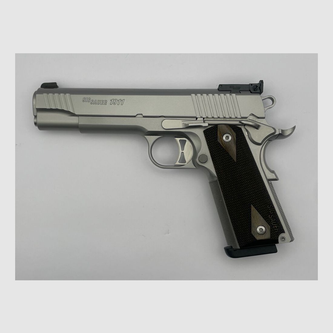 Sig Sauer 1911 Match Elite, Stainless
