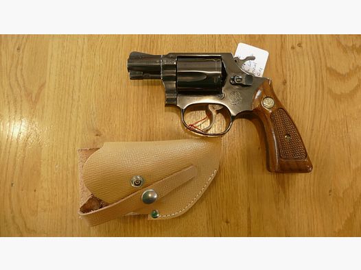 Smith & Wesson 36
