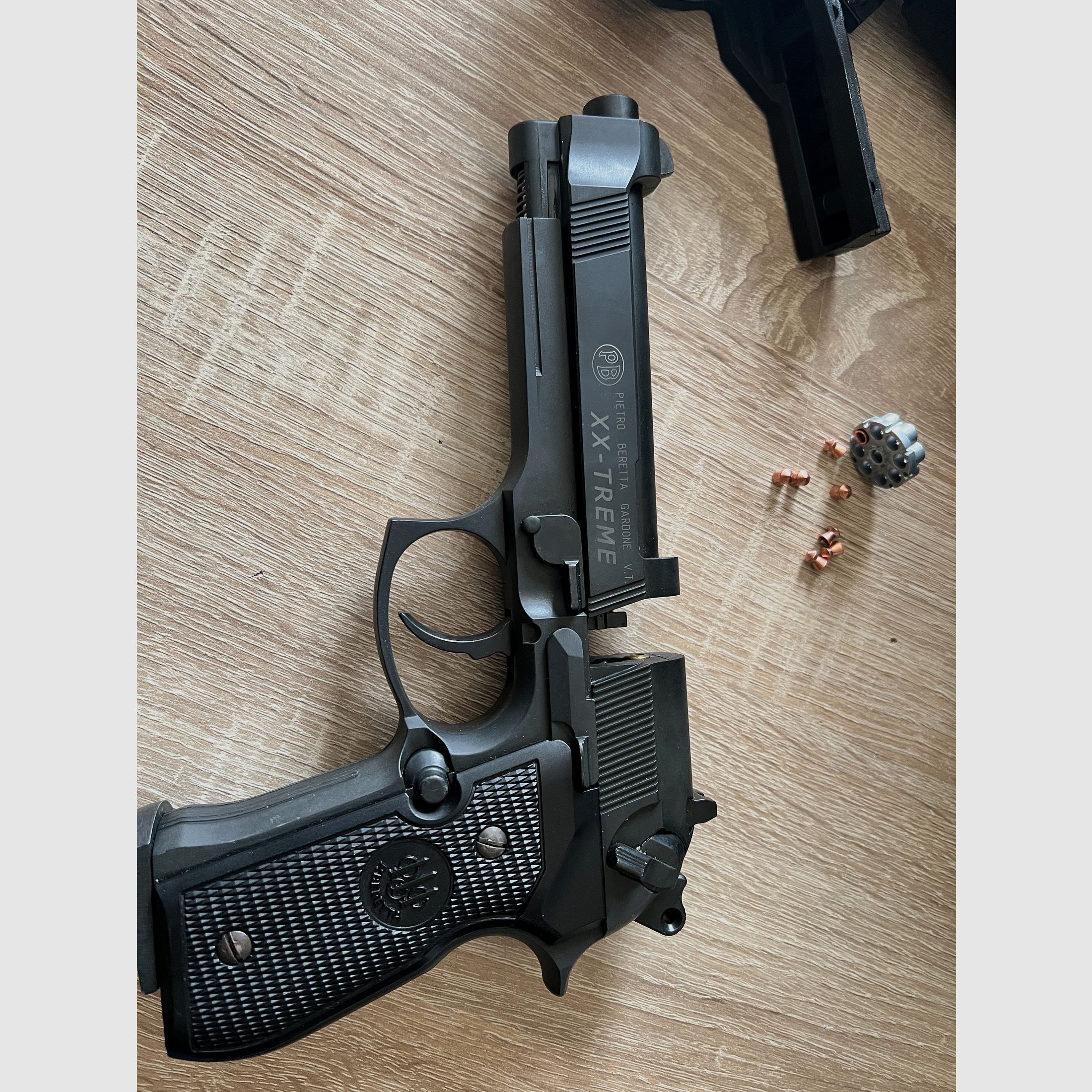 Beretta FS92 x-Treme CO2 Pistole 4,5mm Diabolo