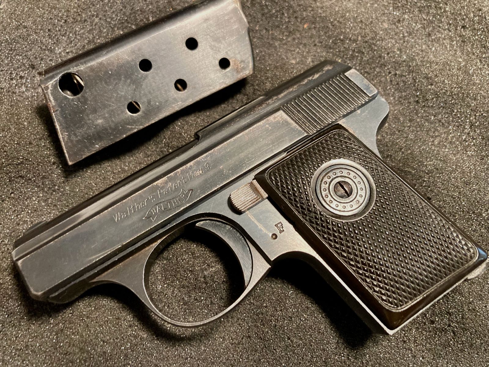 Walther Mod. 9, Tipo II, ca. 1928/29, Calibre 6,35mm Browning, pistola de bolsillo Zella Mehlis, WWII, WHB61