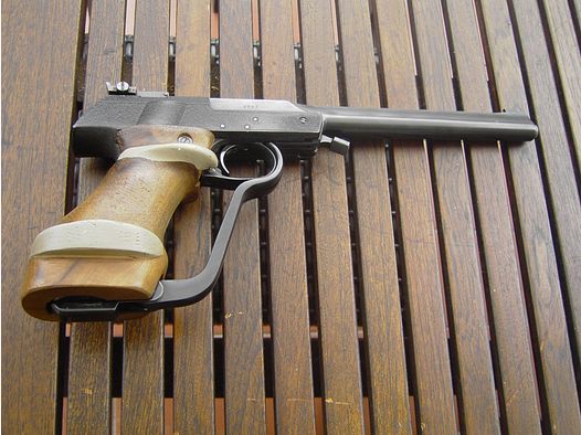 Luftpistole Sportschützen, Carl Walther Mod. 2