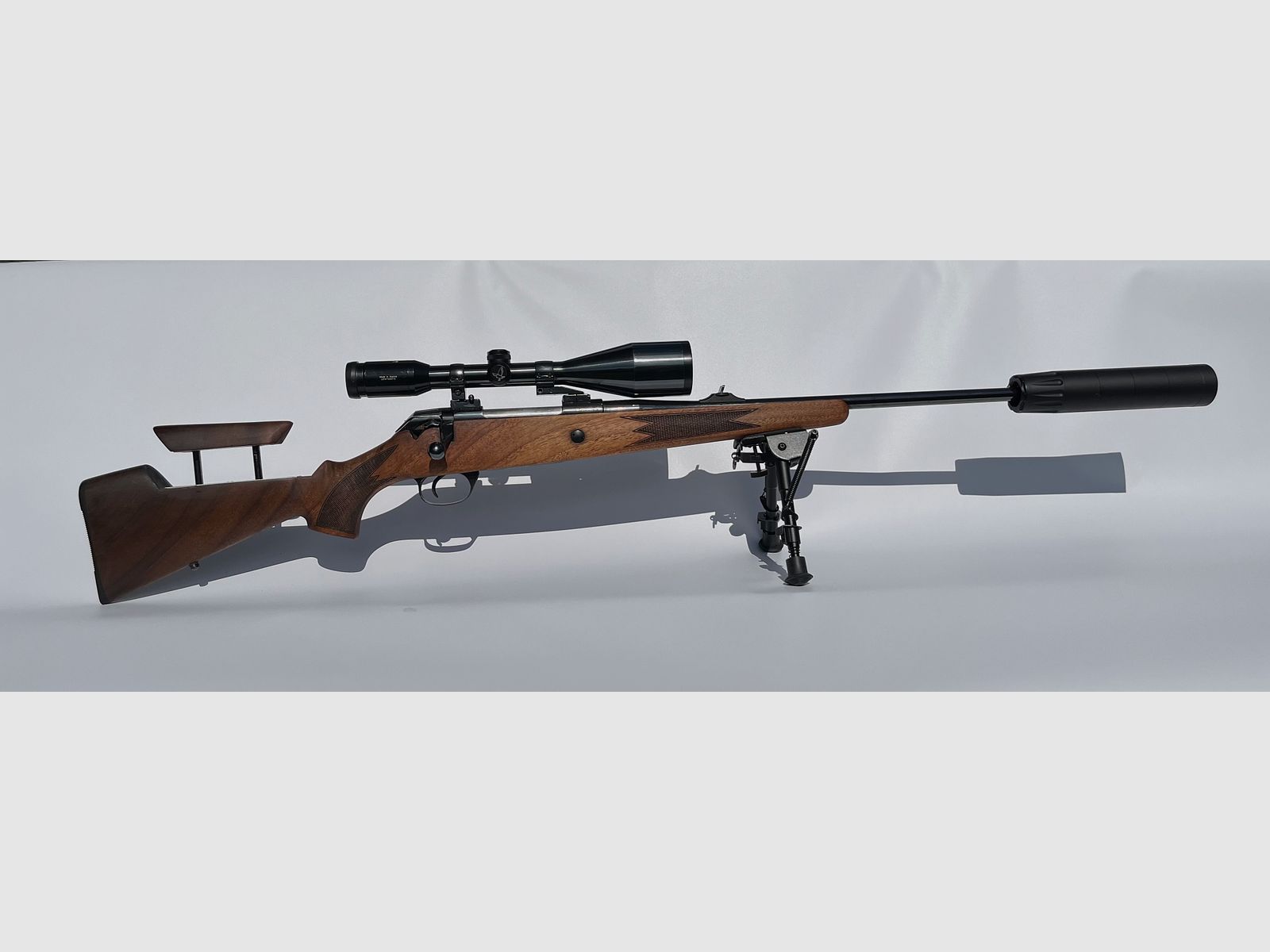 Mauser 225 - Precisión y elegancia en un paquete completo