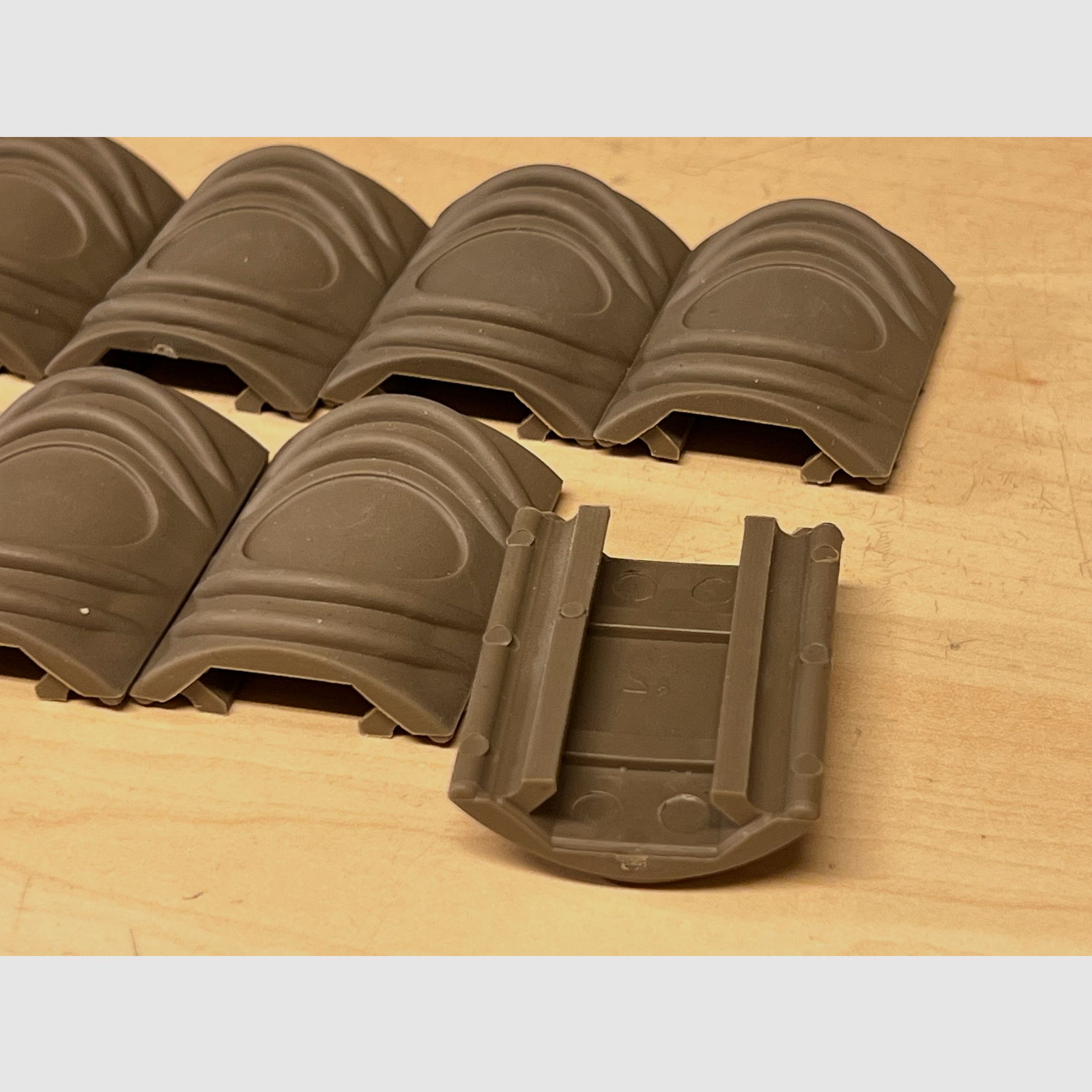 Picatinny kleine Rail Cover 10er Set in Dark Earth