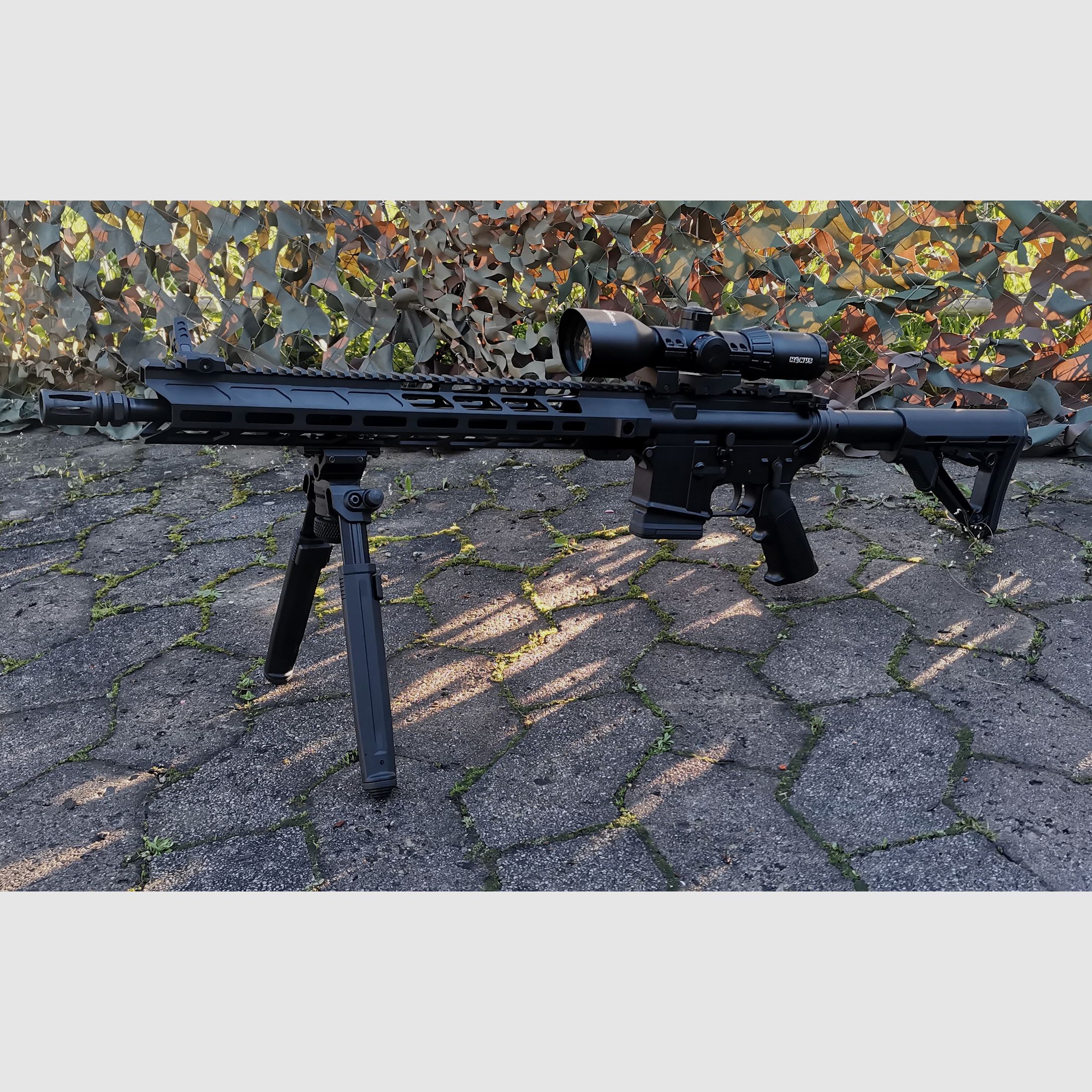 BM Custom AR15 carabine semi-automatique 16" .223 Rem Magpul bipied