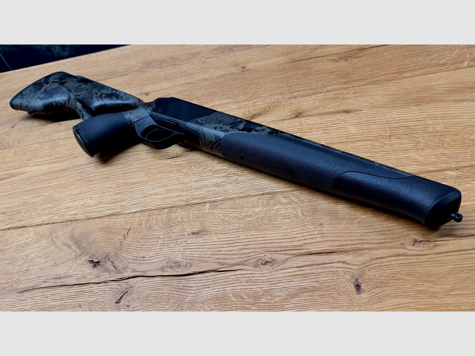 Blaser R8 Ultimate Carbon Huntec Camo housing / logo black / semi weight