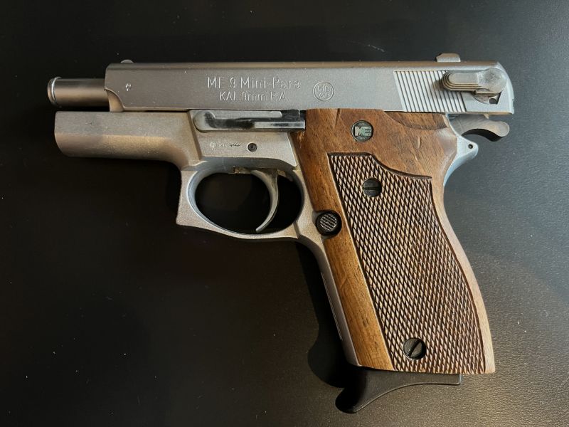 Seltene ME Mini-Para Pistole in 9 mm PAK mit frühem PTB 479 Nummer