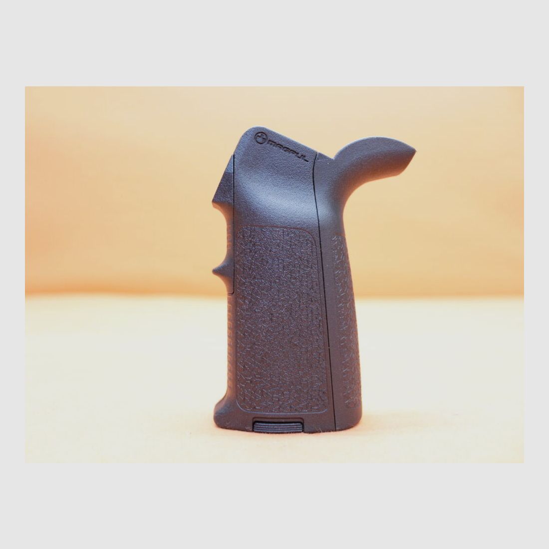 Magpul AR-15 : Poignée de pistolet Magpul MIAD (MAG520-BLK) Kit de base modulaire en polymère noir