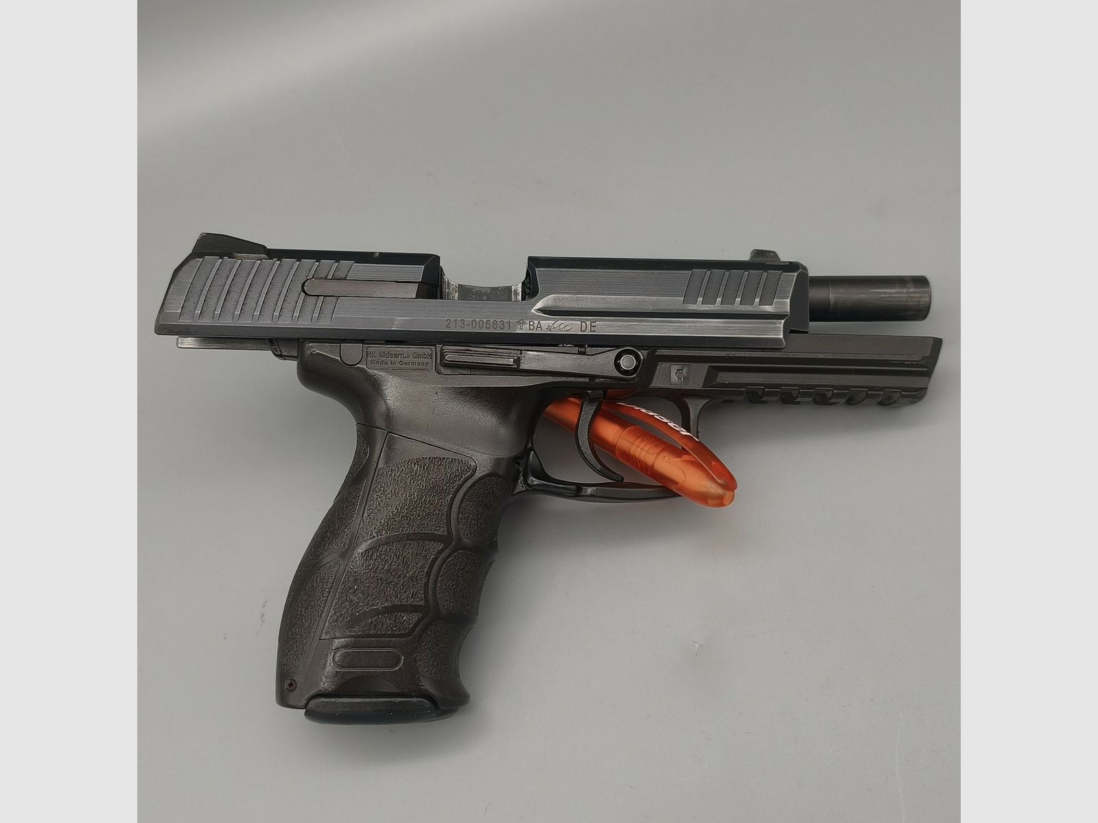 Heckler & Koch P30L 9mm Luger